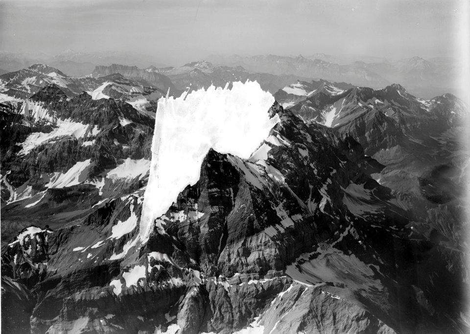 ETH-BIB-Dents du Midi, Savoieralpen v. O. aus 4000 m-Inlandflüge-LBS MH01-000339