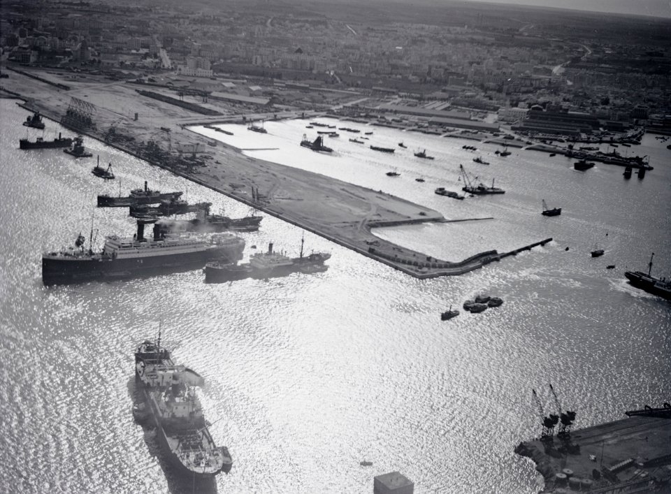 ETH-BIB-Der moderne Hafen von Casablanca aus 400 m Höhe-Tschadseeflug 1930-31-LBS MH02-08-0266