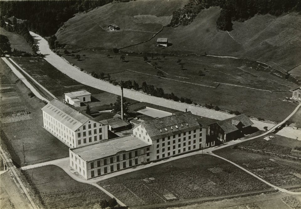 ETH-BIB-Diesbach (Gemeinde Luchsingen), Weberei Legler-Inlandflüge-LBS MH03-1754