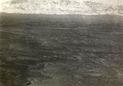 ETH-BIB-Die Route Kaschan-Isfahan aus 600 m Höhe-Persienflug 1924-1925-LBS MH02-02-0144-AL-FL