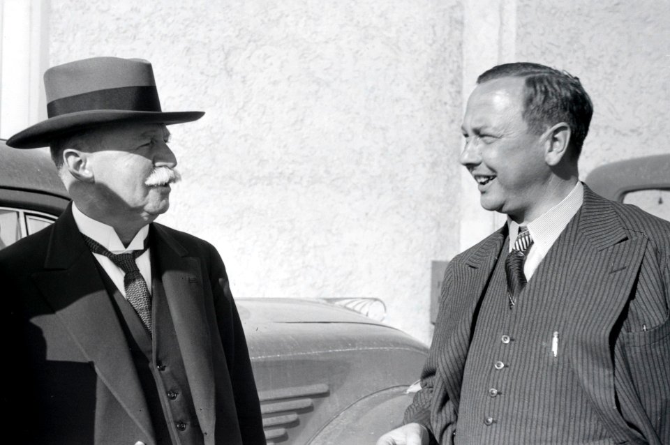ETH-BIB-Dir. Zimmermann (rechts)-Inlandflüge-LBS MH05-36-02