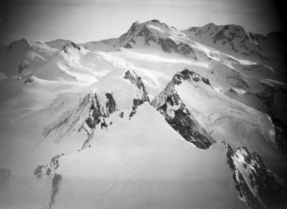 ETH-BIB-Dom (Mischabel), Täschhorn und Alphubel, Richtung Süden-Tschadseeflug 1930-31-LBS MH02-08-0185