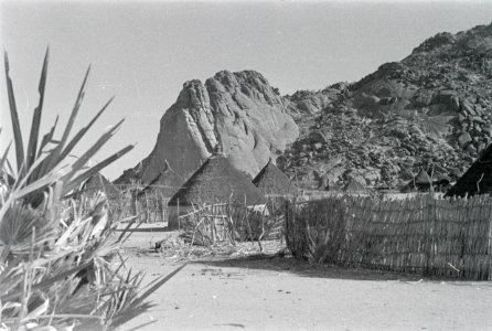 ETH-BIB-Dorf im Sudan-Abessinienflug 1934-LBS MH02-22-0929