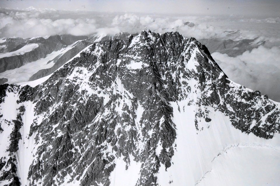 ETH-BIB-Dufourspitze-Inlandflüge-LBS MH05-18-14