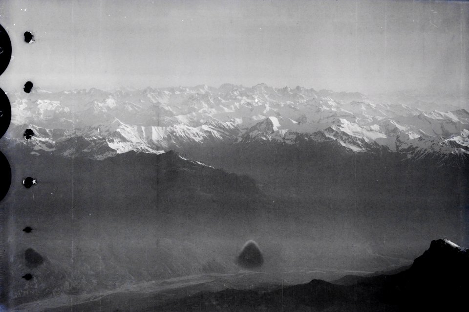 ETH-BIB-Durancetal bei Savines mit Mt. Pelvouxkette von S. aus 4200 m Höhe-Mittelmeerflug 1928-LBS MH02-05-0084