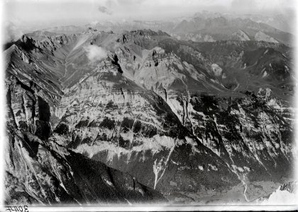 ETH-BIB-Drachenberg, Vättnerchopf, Graue Hörner, Pizol, Churfirsten aus 3000 m-Inlandflüge-LBS MH01-003044