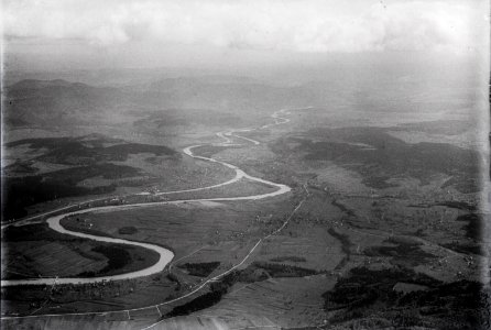 ETH-BIB-Däniken, Aarau, Aare, Gösgenwerk v. S. W. aus 1500 m-Inlandflüge-LBS MH01-004052