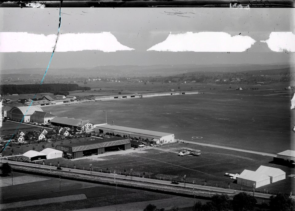 ETH-BIB-Dübendorf-Flugplatz v. S. aus 80 m-Inlandflüge-LBS MH01-005858