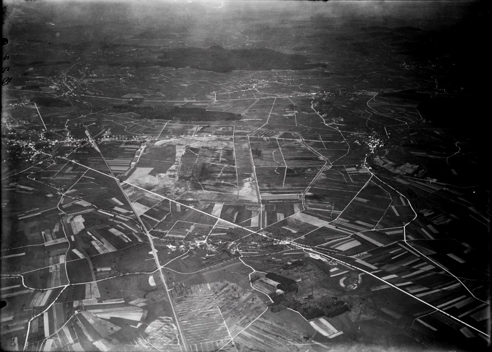 ETH-BIB-Dübendorf, Wangen, Gfenn aus 2000 m-Inlandflüge-LBS MH01-000623