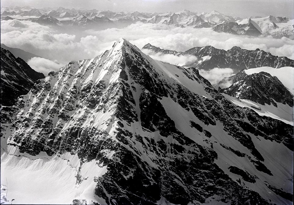 ETH-BIB-Düssi v. N. aus 3400 m-Inlandflüge-LBS MH01-004729