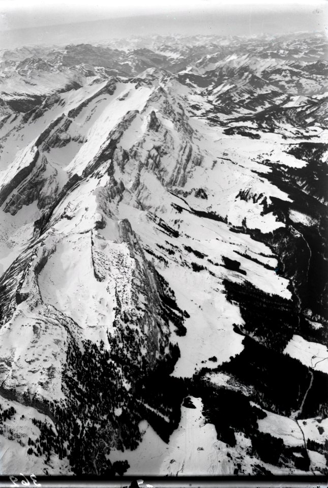 ETH-BIB-Ebenalp, Säntis-Nordwand v. N. O. aus 3000 m-Inlandflüge-LBS MH01-000362