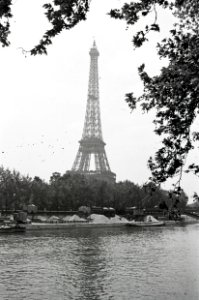 ETH-BIB-Eiffelturm-Weitere-LBS MH02-52-0002 photo