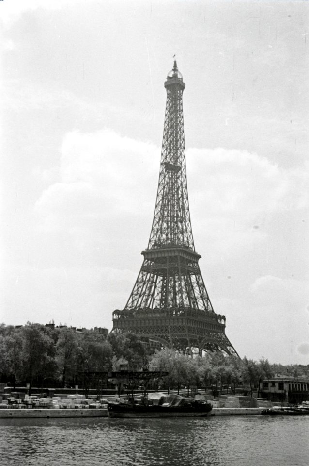 ETH-BIB-Eiffelturm-Weitere-LBS MH02-52-0001