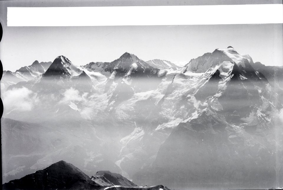 ETH-BIB-Eiger, Mönch, Jungfrau, Schreckhörner v. W. aus 3200 m-Inlandflüge-LBS MH01-005734