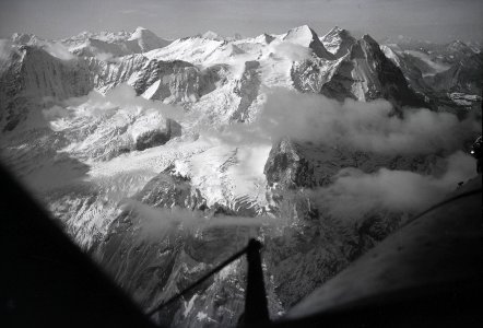 ETH-BIB-Eiger, Mönch, Jungfrau-Inlandflüge-LBS MH05-21-36