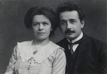 ETH-BIB-Einstein, Albert (1879-1955), Einstein-Maric, Mileva (1875-1948)-Portrait-Portr 03106