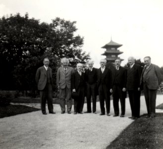 ETH-BIB-Einstein, Albert (1879-1955) in Belgien-Portrait-Portr 10391-A