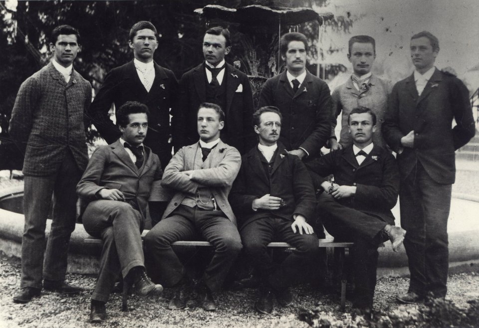 ETH-BIB-Einstein, Albert (1879-1955), Maturandenklasse im Herbst 1896 der Kantonsschule Aarau-Portrait-Portr 10397