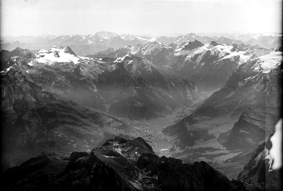 ETH-BIB-Engelberg, Widderfeld, Stock, Hahnen, Schlossberg, Spannörter, Glarneralpen v. W. aus 2500 m-Inlandflüge-LBS MH01-004304