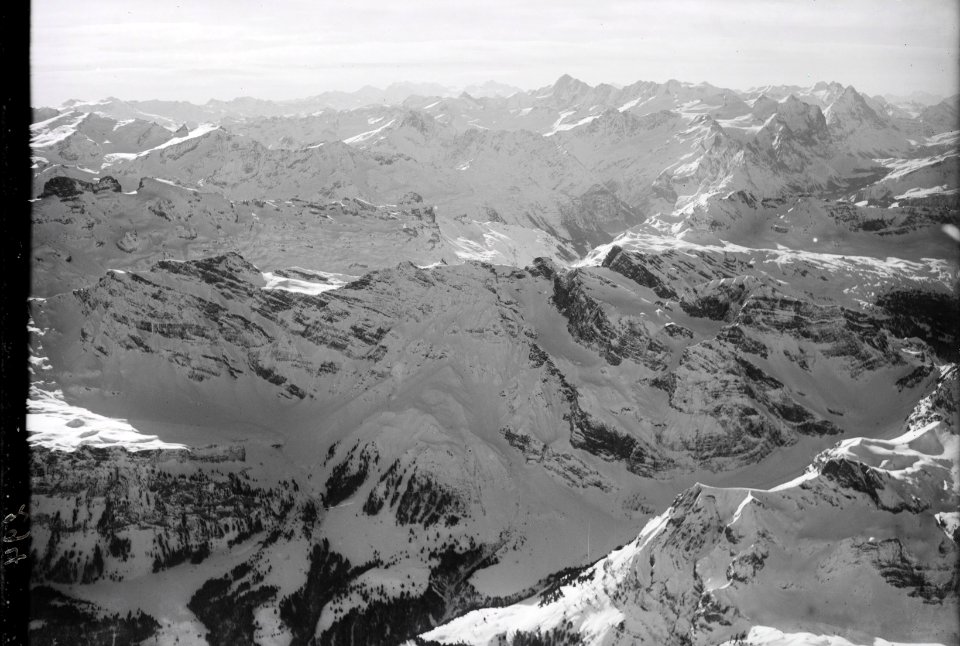 ETH-BIB-Englebergeralpen, Trübseealp Gadmerflüh, Berneralpen v. N.-Inlandflüge-LBS MH01-000294