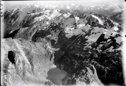 ETH-BIB-Engstlensee, Reissend, Nollen, Titlis, Spannörter v. S. aus 4000 m-Inlandflüge-LBS MH01-002453