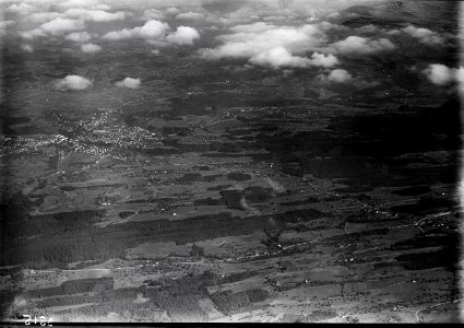 ETH-BIB-Eschenbach, Rüti, Bachtel v. S. aus 1000 m-Inlandflüge-LBS MH01-003515