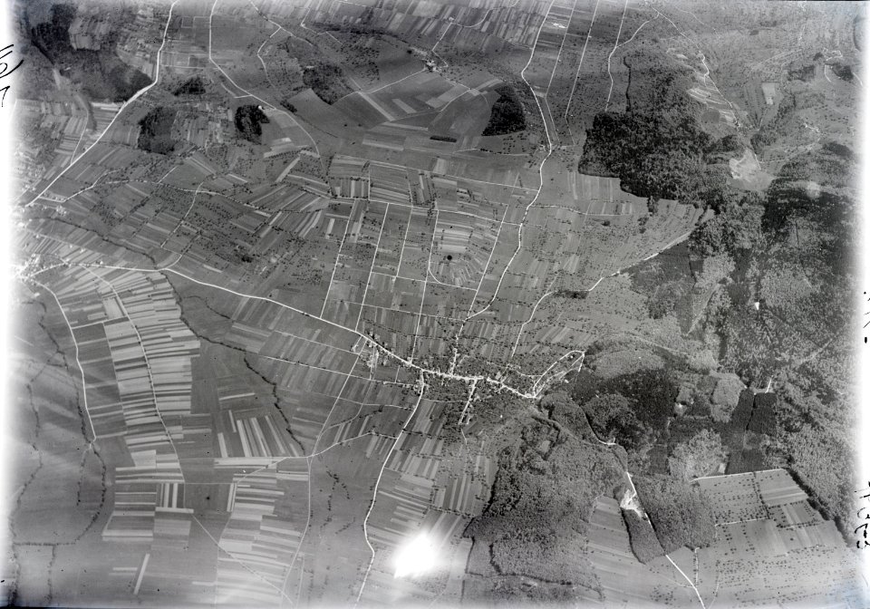 ETH-BIB-Ettingen, Schlatthof, Therwil v. N. aus 3000 m-Inlandflüge-LBS MH01-003163