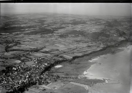 ETH-BIB-Estavayer-le-Lac, Lully v. N. aus 500 m-Inlandflüge-LBS MH01-004838