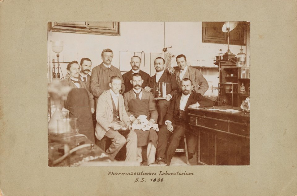 ETH-BIB-ETH Zürich, Pharmazeutisches Laboratorium, 2. Jahreskurs, Sommersemester-Portr 17368