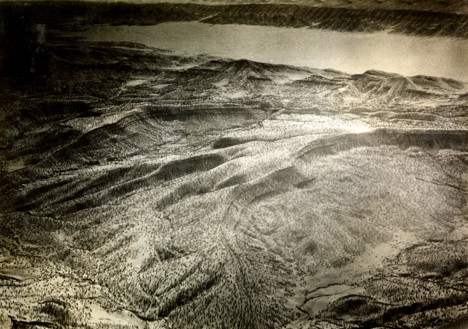 ETH-BIB-Faltengebirge in Loristan aus 3000 m Höhe-Persienflug 1924-1925-LBS MH02-02-0055-AL-FL