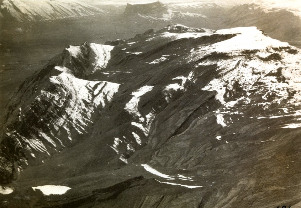 ETH-BIB-Faltengebirge nördlich von Schiraz aus 4000 m Höhe-Persienflug 1924-1925-LBS MH02-02-0186-AL-FL