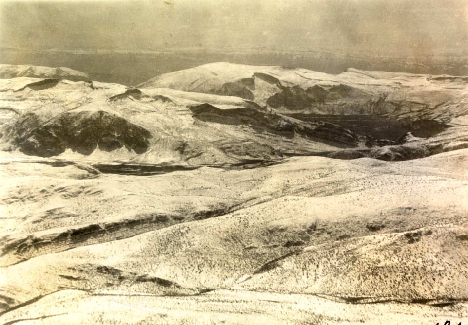 ETH-BIB-Faltengebirge von Fars aus 3500 m Höhe-Persienflug 1924-1925-LBS MH02-02-0181-AL-FL