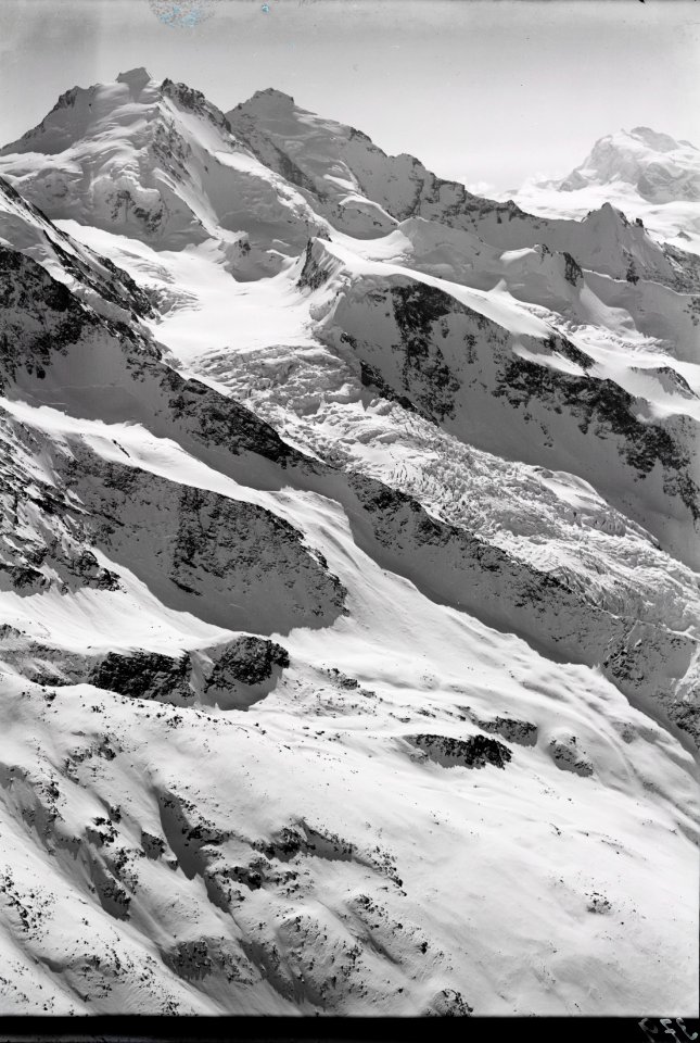 ETH-BIB-Feegletscher, Dom, Täschhorn v. N. aus 4000 m-Inlandflüge-LBS MH01-000379
