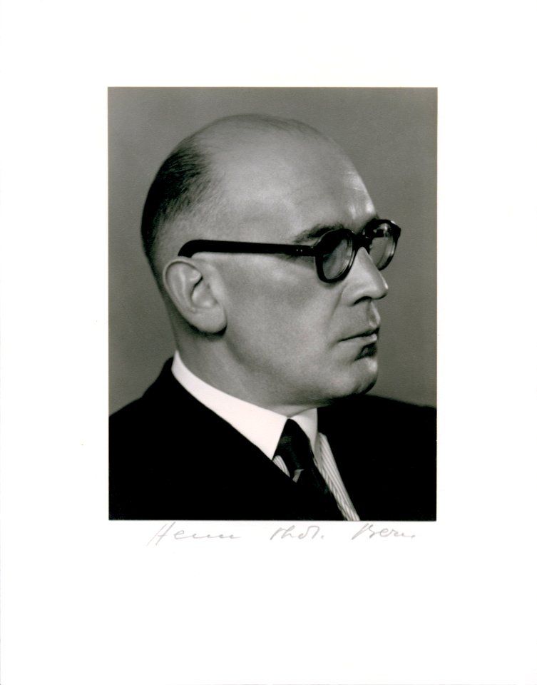 ETH-BIB-Feisst, Ernst (1897-1968)-Portrait-Portr 00088