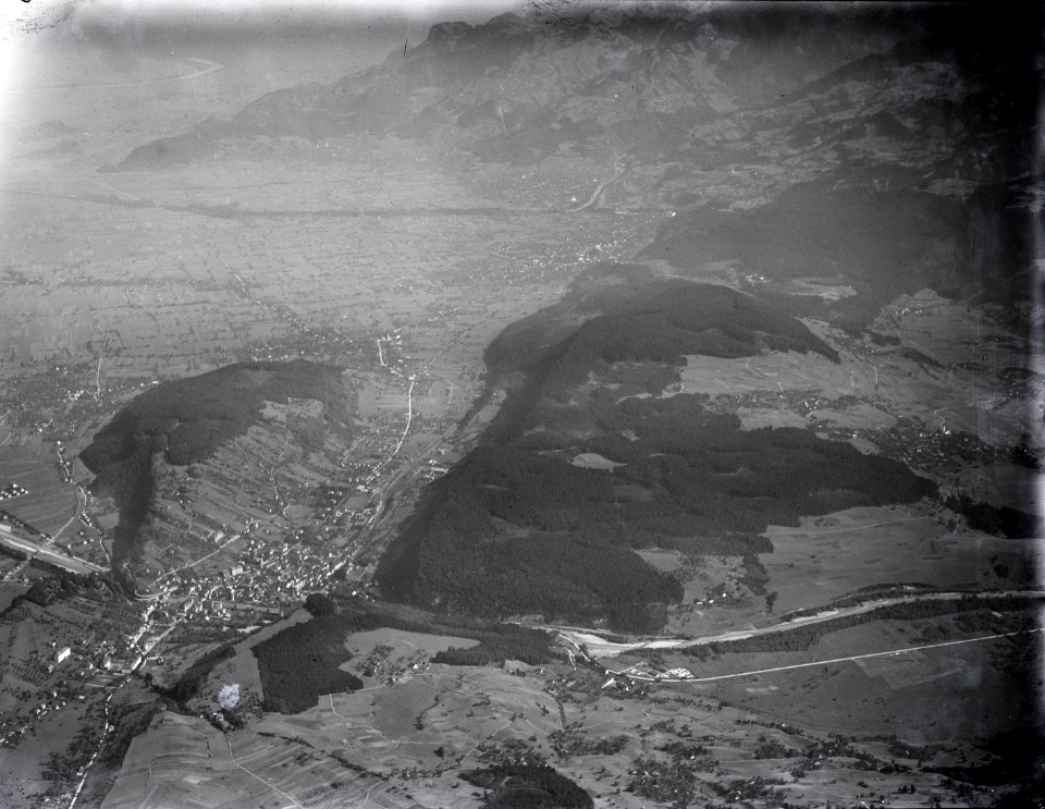 ETH-BIB-Feldkirch, Rankweil, Hoher Sattel v. S. aus 3000 m-Inlandflüge-LBS MH01-003892