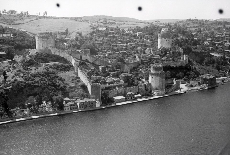 ETH-BIB-Festung am Bosporus -Rumeli Hisarı--Weitere-LBS MH02-27-0035