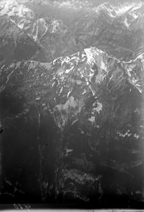 ETH-BIB-Felsberger, Calanda. Calfeisental aus 2800 m-Inlandflüge-LBS MH01-000910