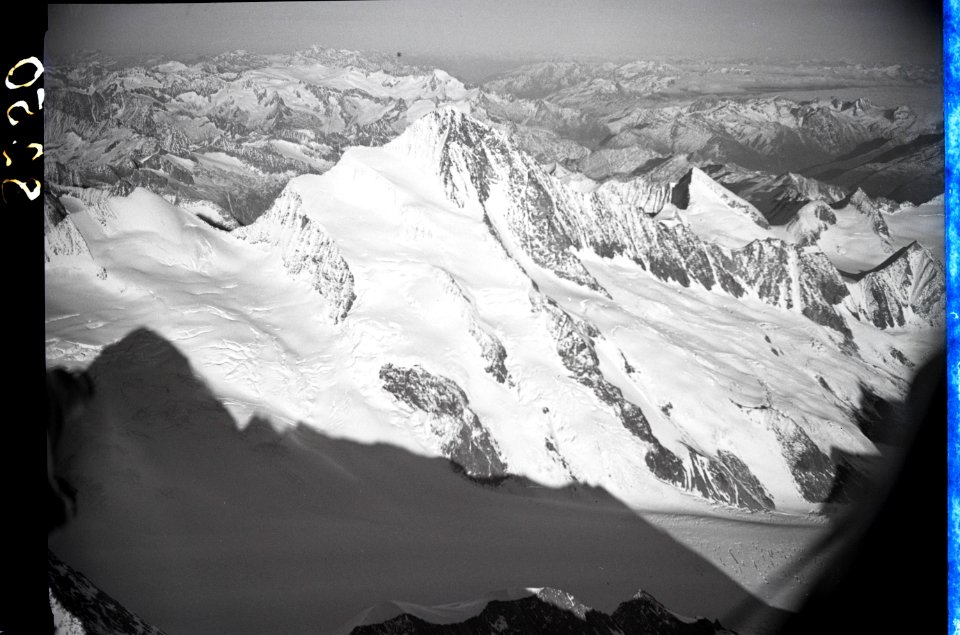 ETH-BIB-Finsteraarhorn-Inlandflüge-LBS MH01-008250
