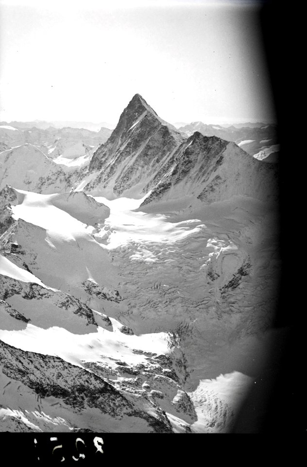 ETH-BIB-Finsteraarhorn-Inlandflüge-LBS MH01-008251