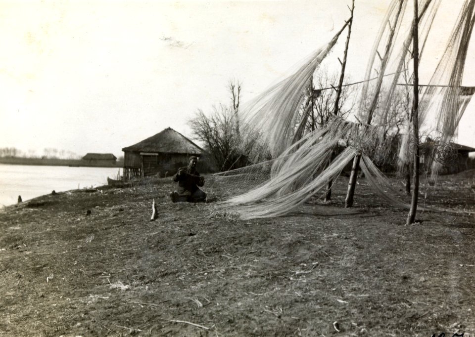 ETH-BIB-Fischernetze bei Enzeli -Bandar Anzali--Persienflug 1924-1925-LBS MH02-02-0127-AL-FL