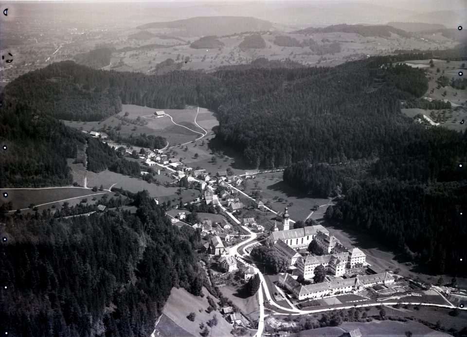 ETH-BIB-Fischingen, Kloster v. S. aus 500 m-Inlandflüge-LBS MH01-007884