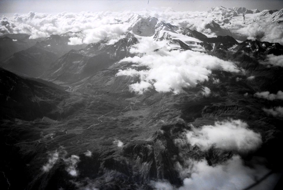 ETH-BIB-Fletschhorn, Allalinhorn, Monte Rosa-Inlandflüge-LBS MH05-54-07
