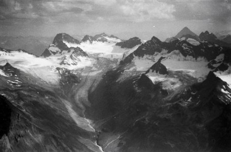 ETH-BIB-Flug über Zugspitze, Wien, Oetztal nach Budapest mit der Lockheed Orion (CH-168)-Weitere-LBS MH02-12-0004