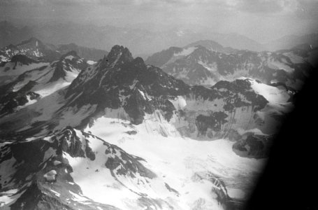 ETH-BIB-Flug über Zugspitze, Wien, Oetztal nach Budapest mit der Lockheed Orion (CH-168)-Weitere-LBS MH02-12-0008