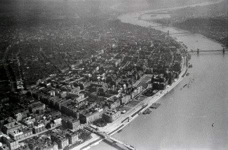 ETH-BIB-Flug über Zugspitze, Wien, Oetztal nach Budapest mit der Lockheed Orion (CH-168)-Weitere-LBS MH02-12-0021