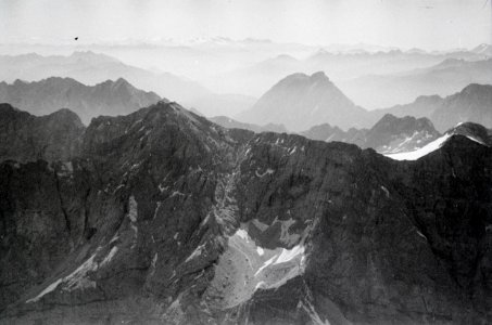 ETH-BIB-Flug über Zugspitze, Wien, Oetztal nach Budapest mit der Lockheed Orion (CH-168)-Weitere-LBS MH02-12-0034