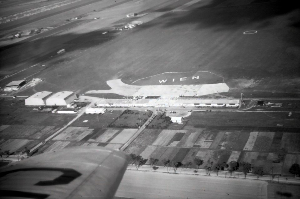 ETH-BIB-Flughafen Wien-Weitere-LBS MH02-30-0042