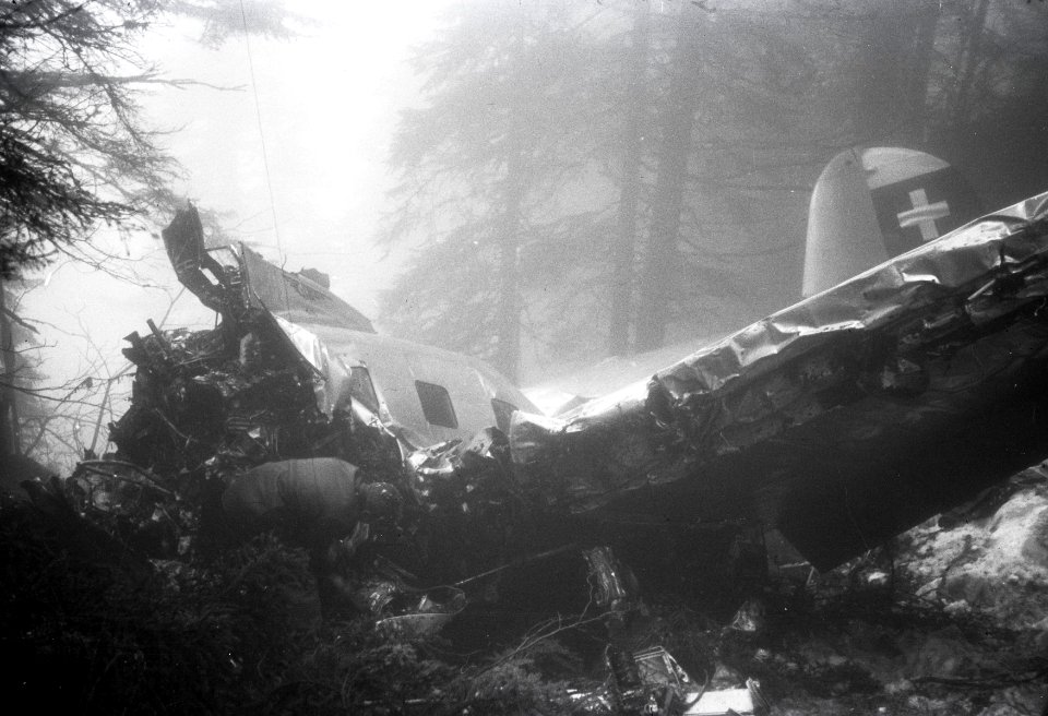 ETH-BIB-Flugunfall des Piloten Gerber und Funkers Müller mit der General Aviation Clark GA-43, HB-ITU auf der Rigi-Inlandflüge-LBS MH05-43-09