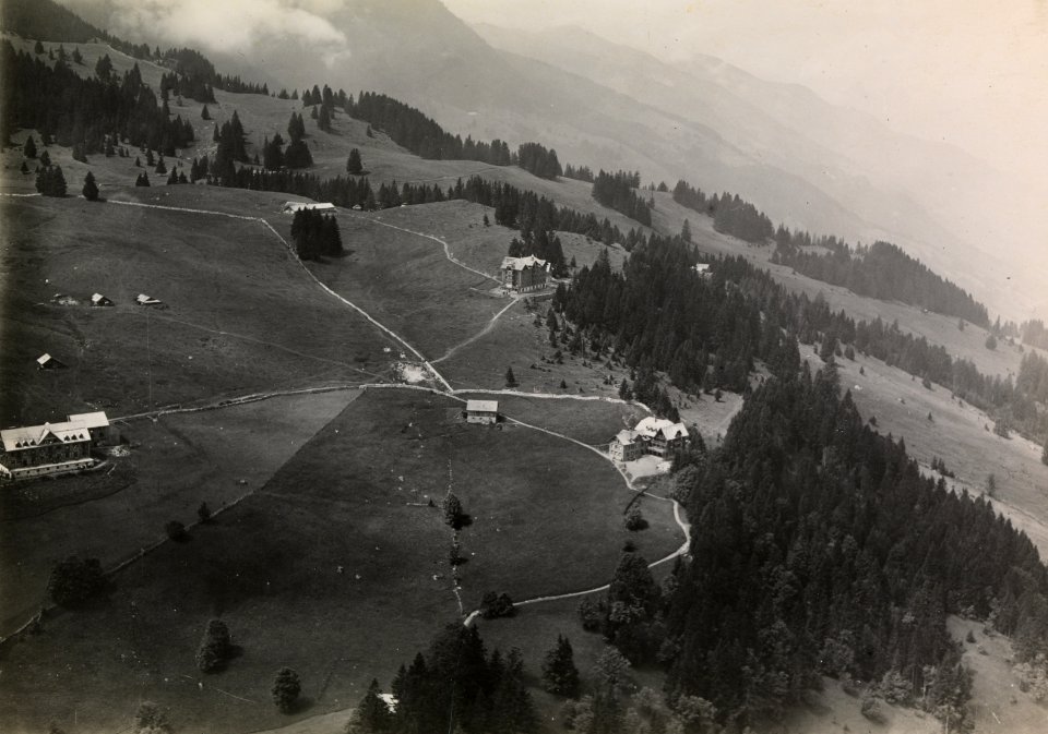 ETH-BIB-Flumserberge, Bergrestaurant, von Westen-Inlandflüge-LBS MH03-1394