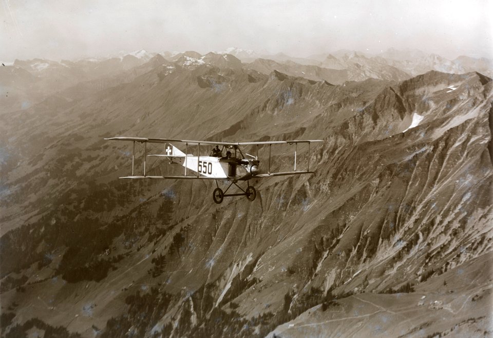 ETH-BIB-Flugzeug über Niesenkette, Hohniesen aus 2500 m-Inlandflüge-LBS MH01-001198